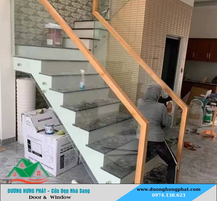 cầu thang kính tại củ chi tphcm